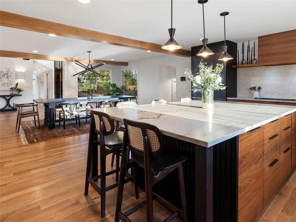 3237 Cochise Drive SE