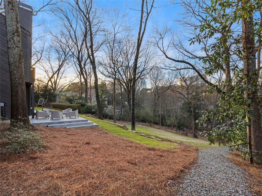 3237 Cochise Drive SE