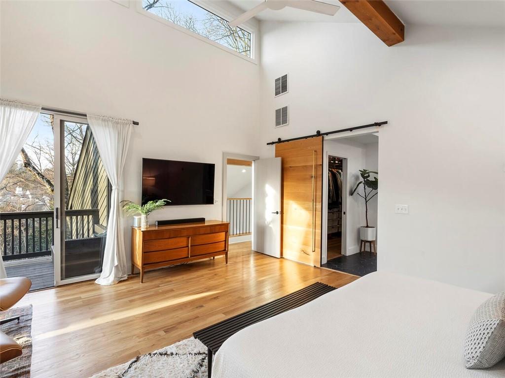 3237 Cochise Drive SE