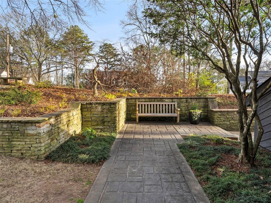 3237 Cochise Drive SE