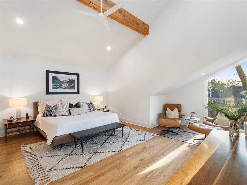 3237 Cochise Drive SE