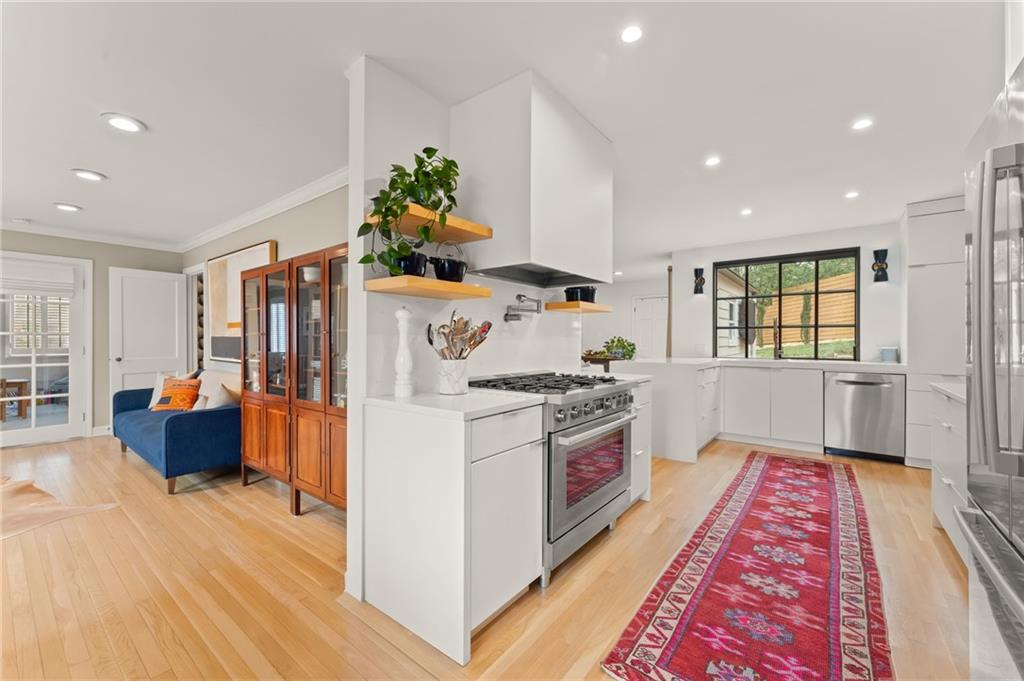 754 Channing Drive NW