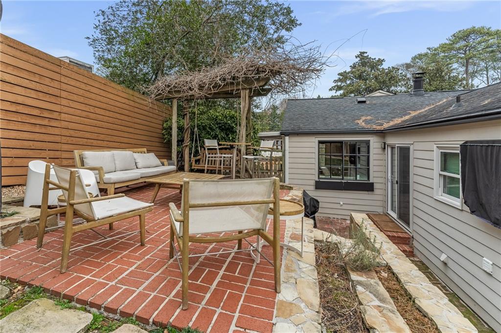 754 Channing Drive NW