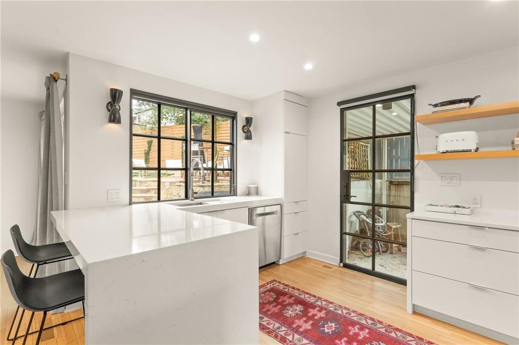 754 Channing Drive NW