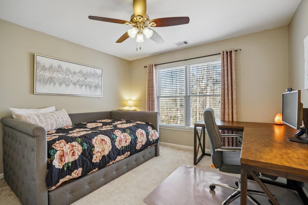 6390 Ivey Manor Drive