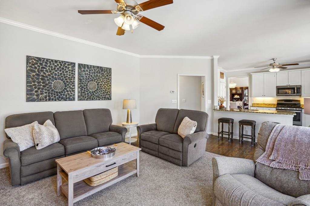 6390 Ivey Manor Drive