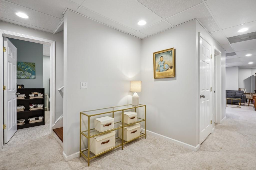 6390 Ivey Manor Drive