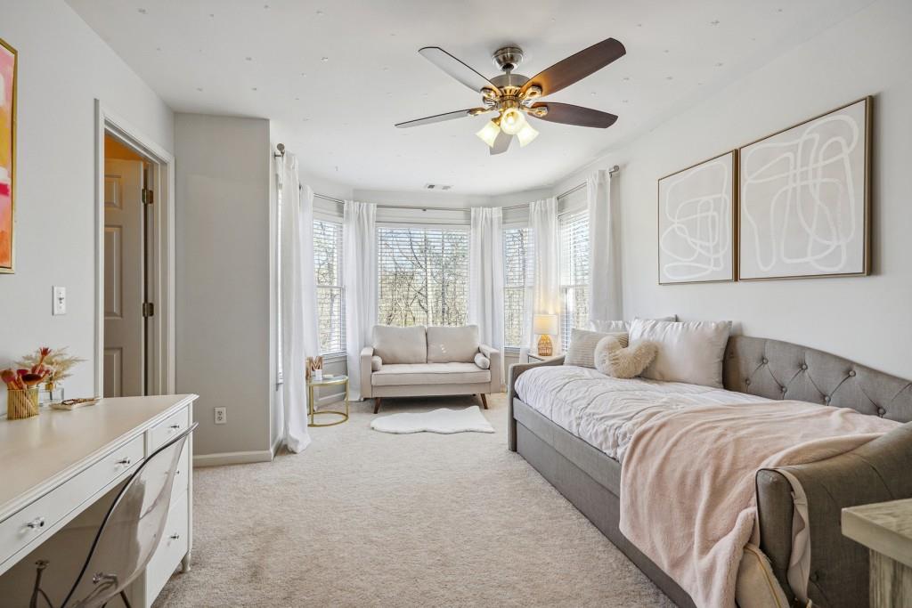 6390 Ivey Manor Drive