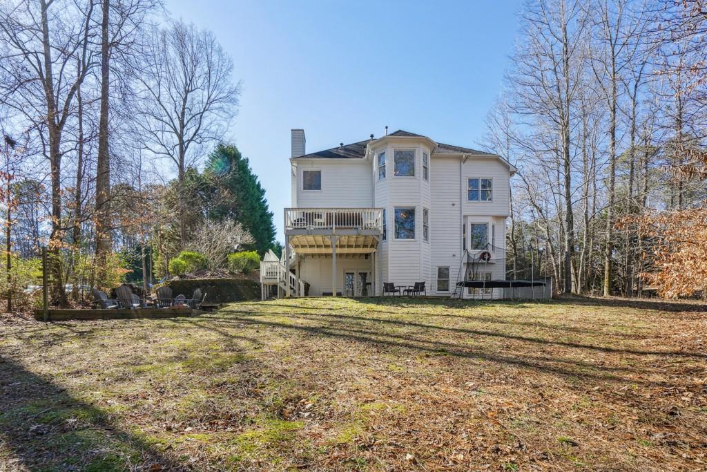 6390 Ivey Manor Drive