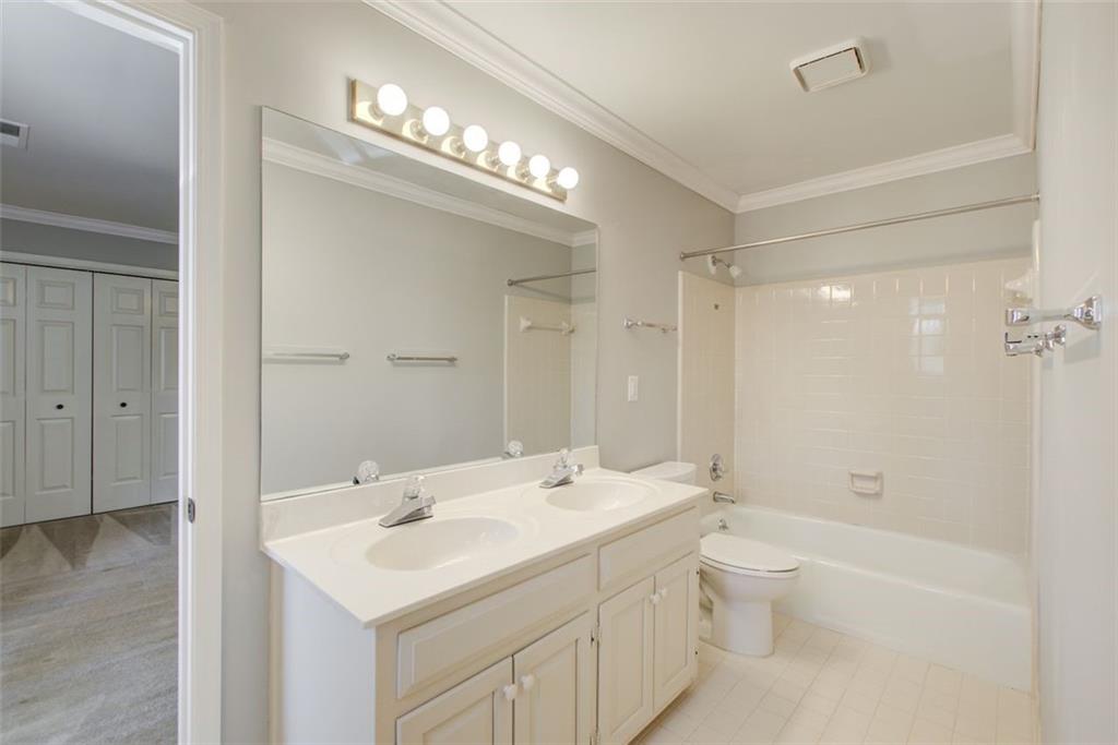 10270 Crescent Ridge Drive