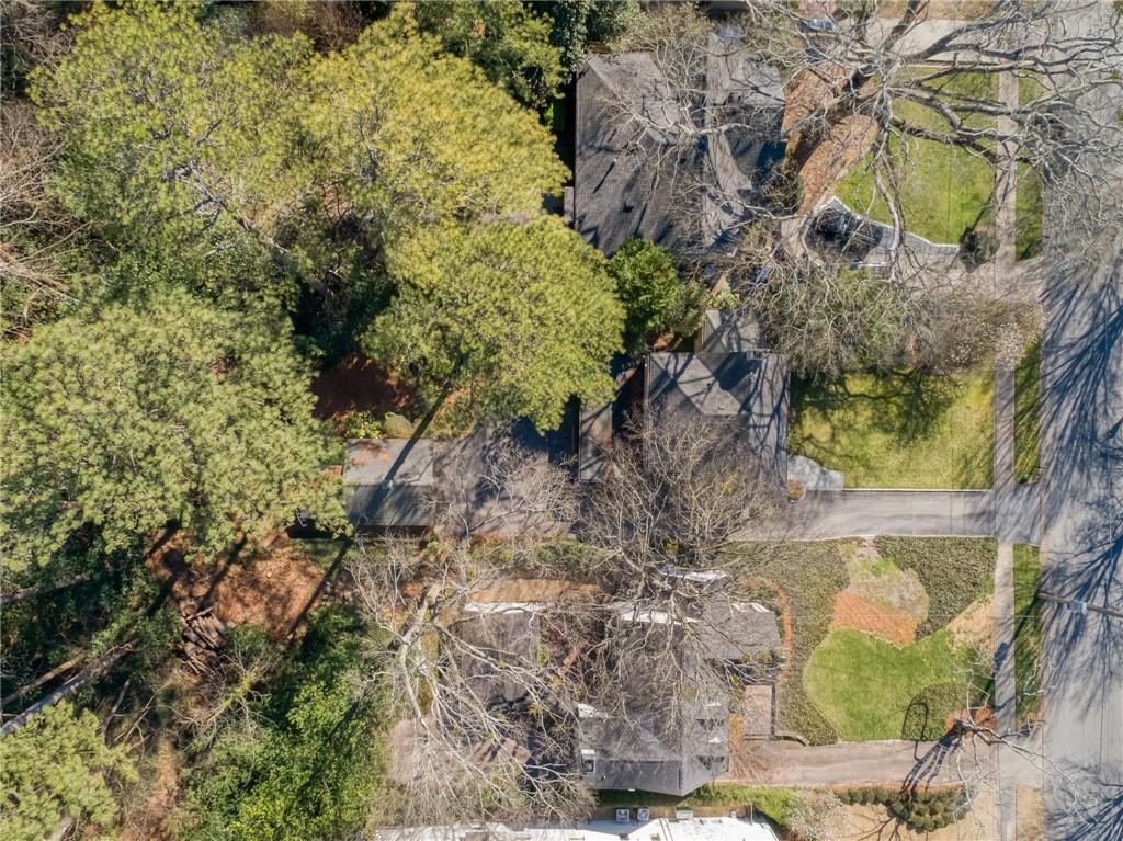 2391 Dellwood Drive NW