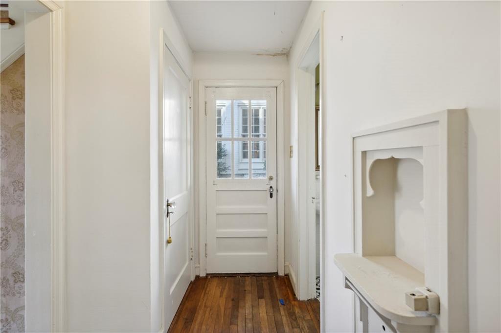 2391 Dellwood Drive NW