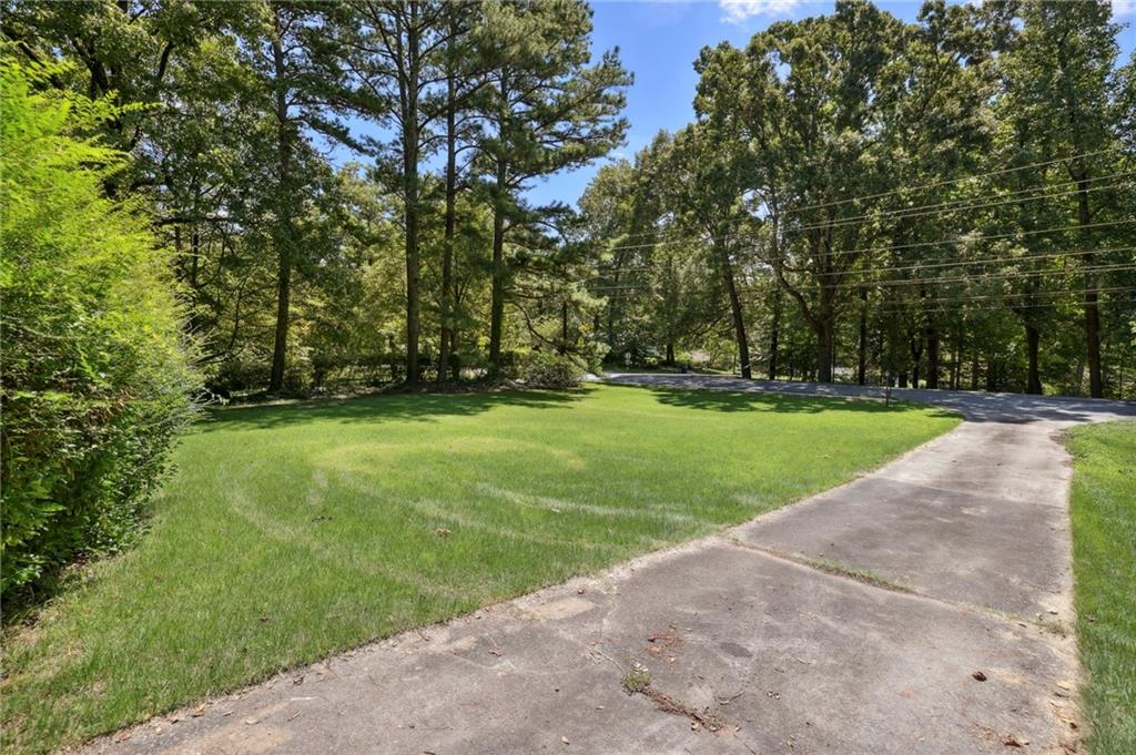 4404 Briarcliff Road NE