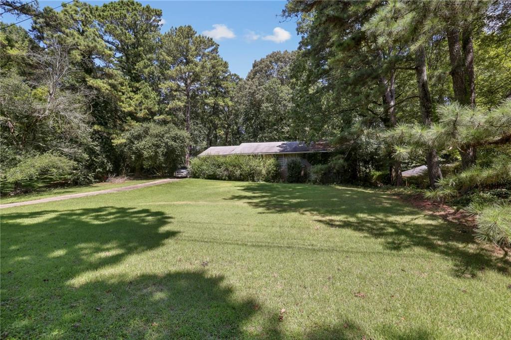 4404 Briarcliff Road NE