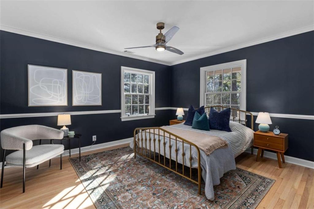 708 Flat Shoals Avenue SE