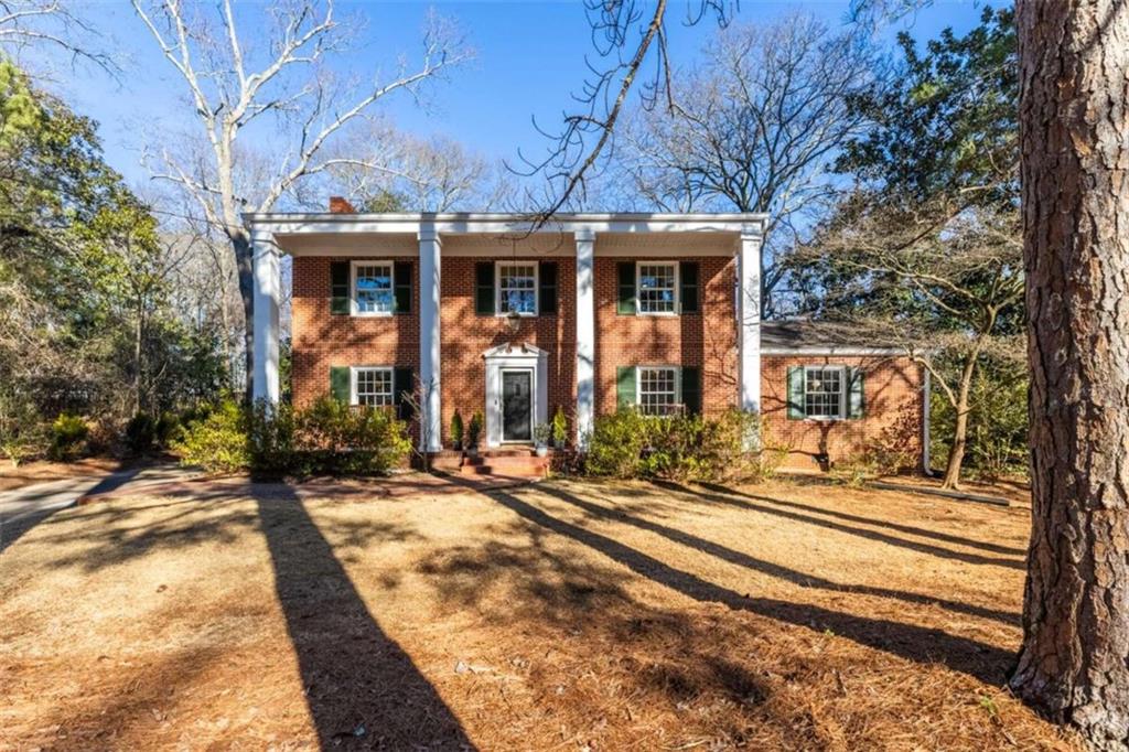 708 Flat Shoals Avenue SE