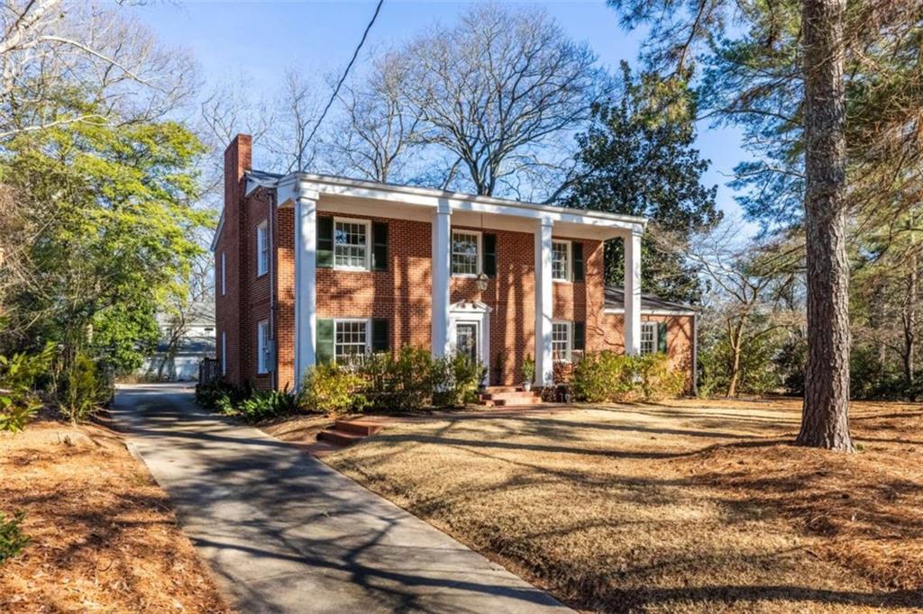 708 Flat Shoals Avenue SE