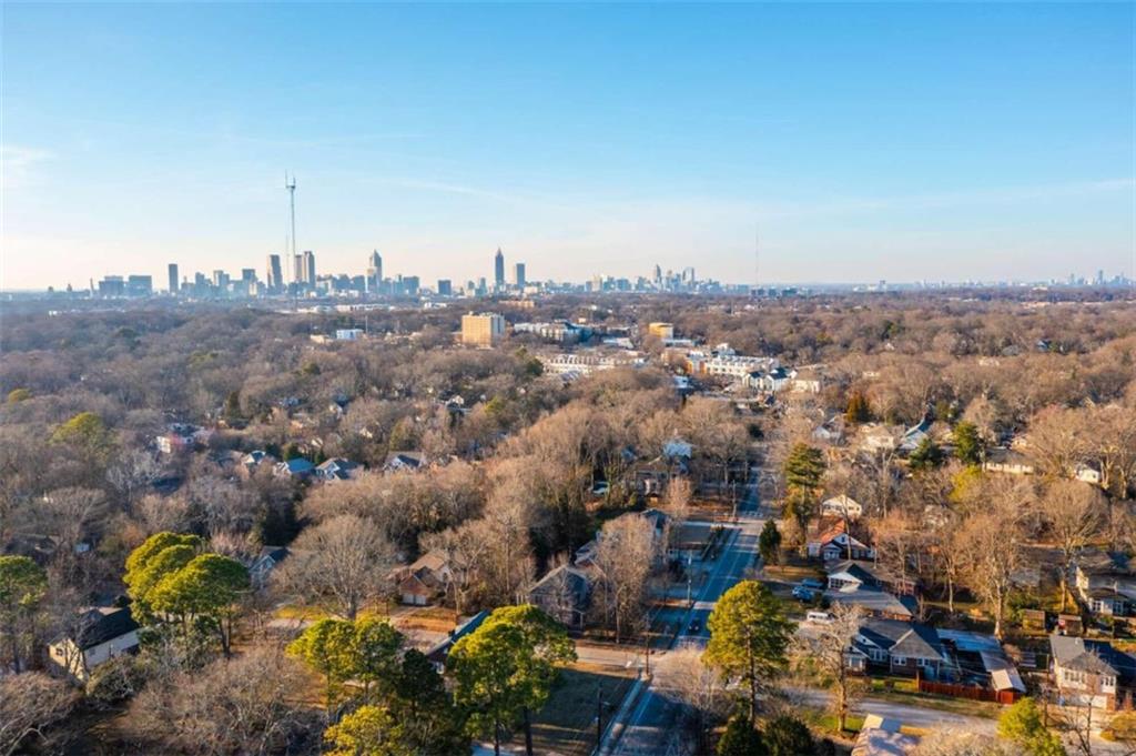 708 Flat Shoals Avenue SE