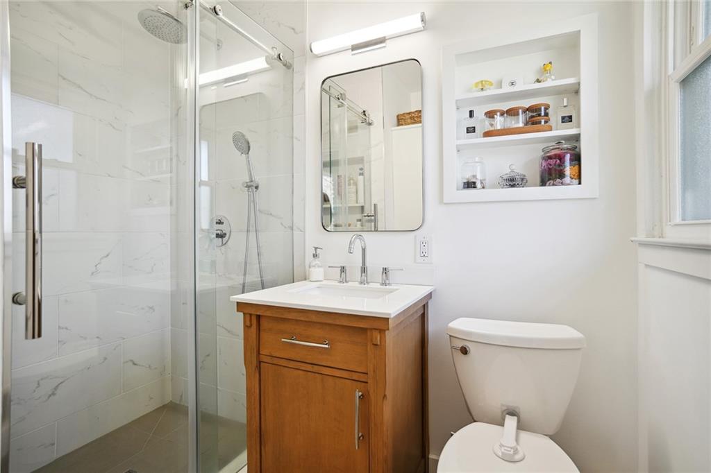 1195 Franklin Circle NE