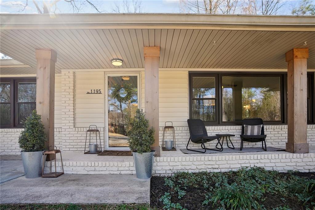 1195 Franklin Circle NE