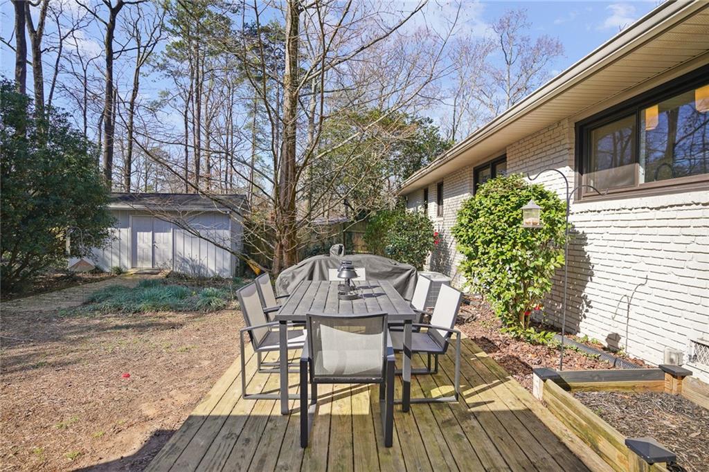 1195 Franklin Circle NE