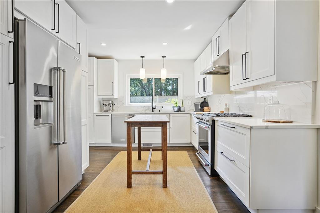 1195 Franklin Circle NE