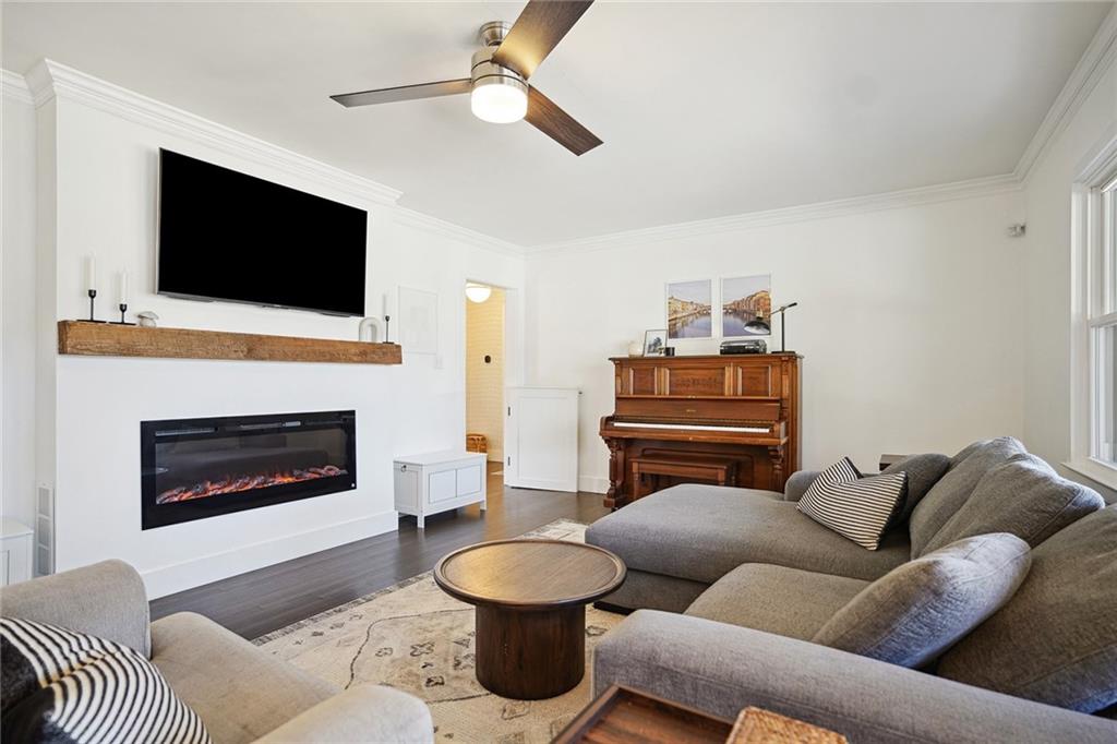 1195 Franklin Circle NE