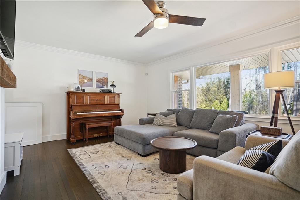 1195 Franklin Circle NE