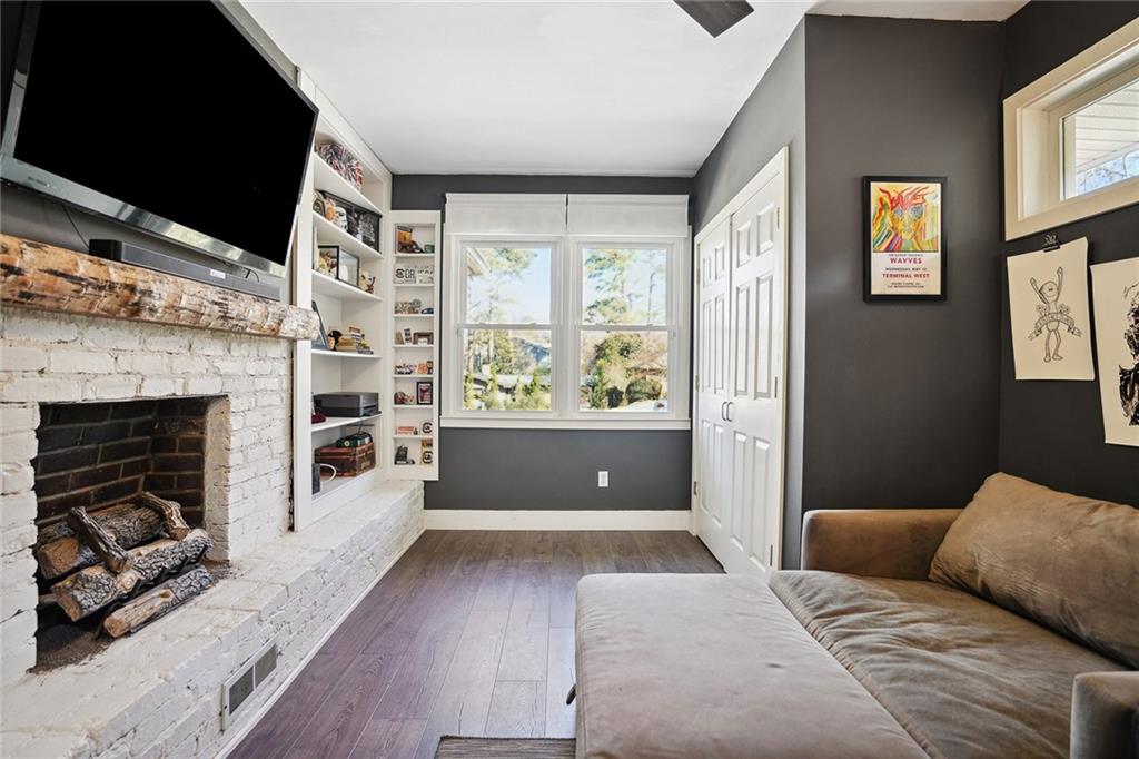 1195 Franklin Circle NE