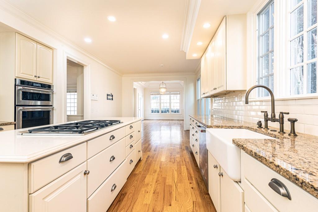 3415 Paces Ferry Circle SE