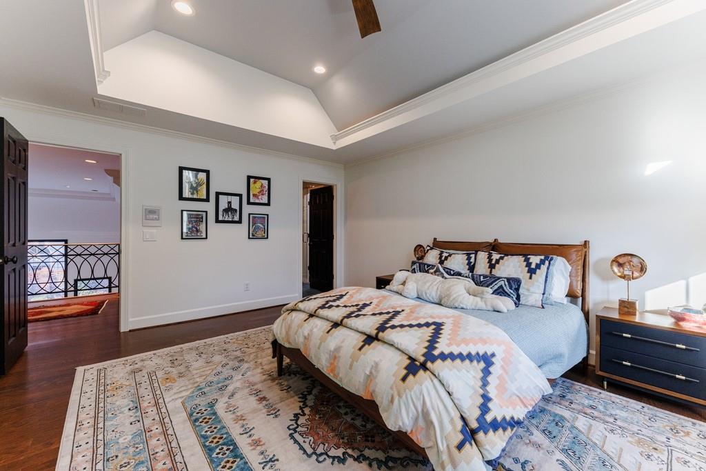 4989 Long Island Drive NW