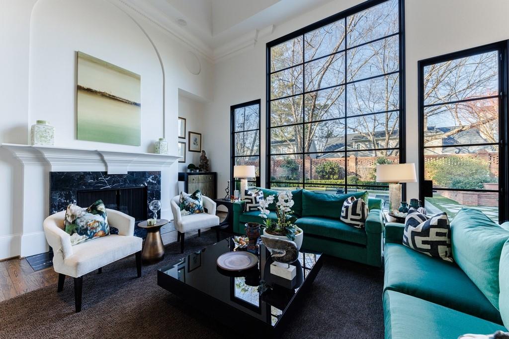 4989 Long Island Drive NW