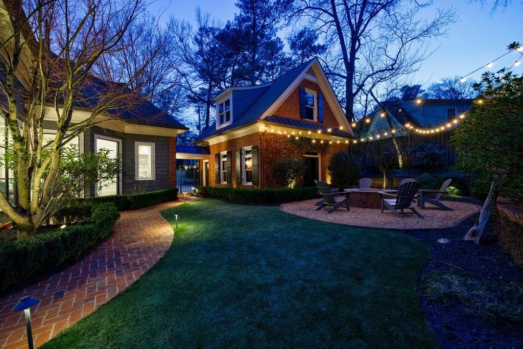 4989 Long Island Drive NW