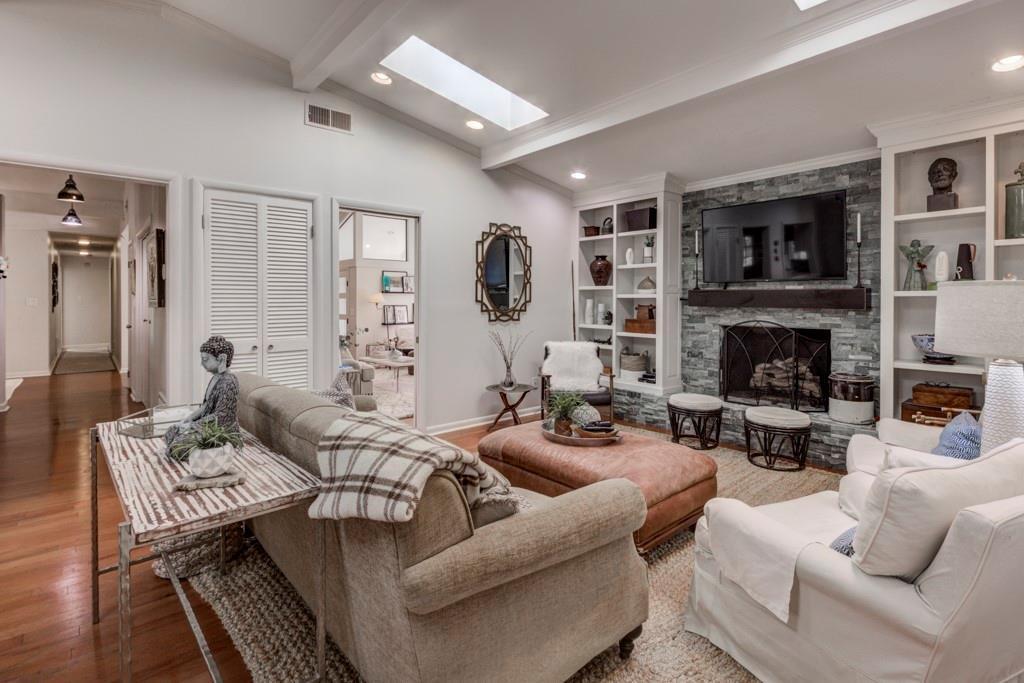 4161 Glen Devon Drive NW