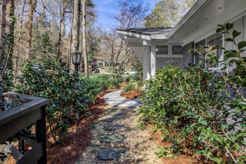 4161 Glen Devon Drive NW