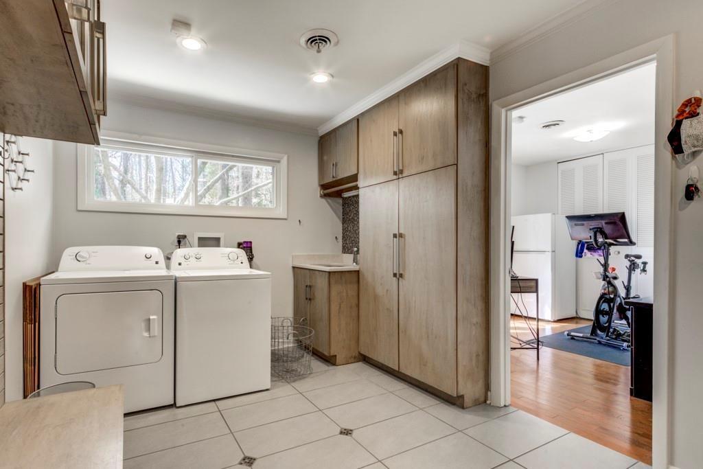 4161 Glen Devon Drive NW