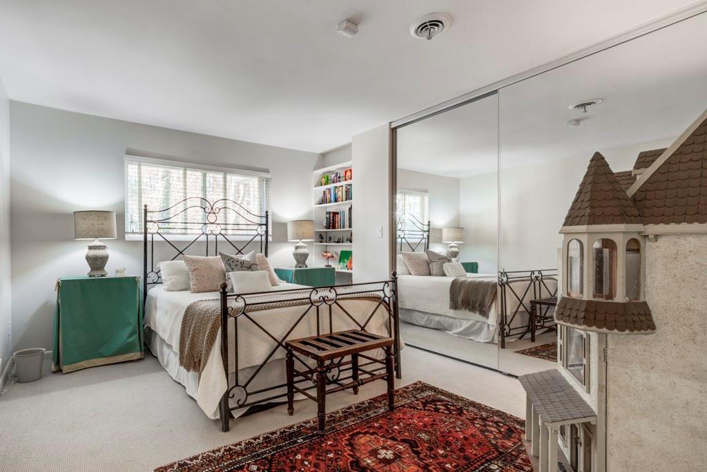 4161 Glen Devon Drive NW