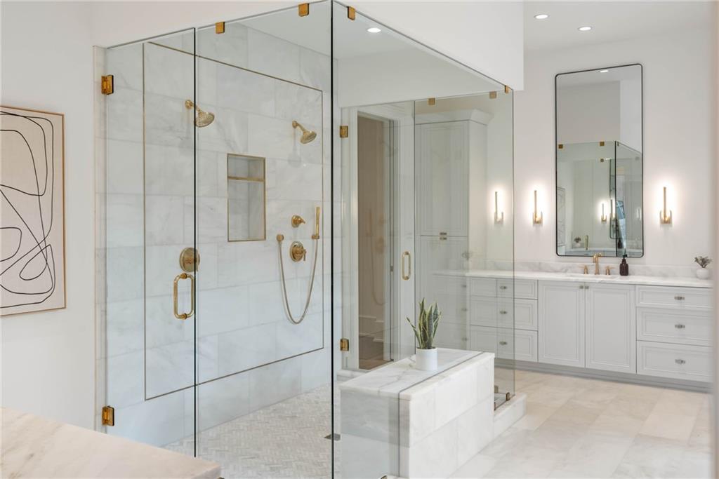 4580 Peachtree Dunwoody Road NE