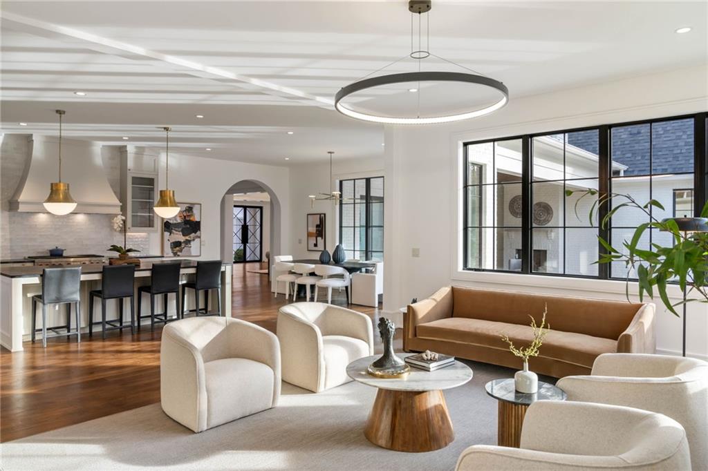 4580 Peachtree Dunwoody Road NE