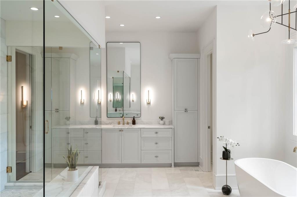 4580 Peachtree Dunwoody Road NE