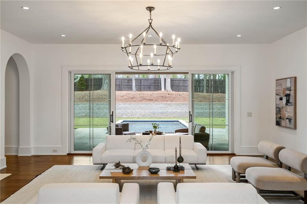 4580 Peachtree Dunwoody Road NE