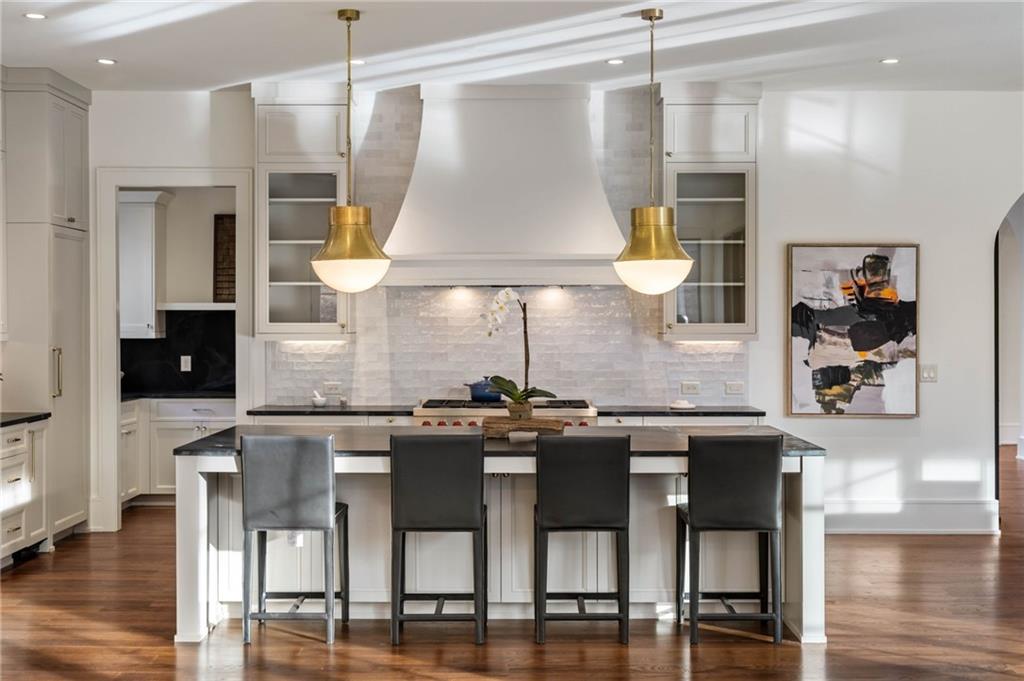 4580 Peachtree Dunwoody Road NE