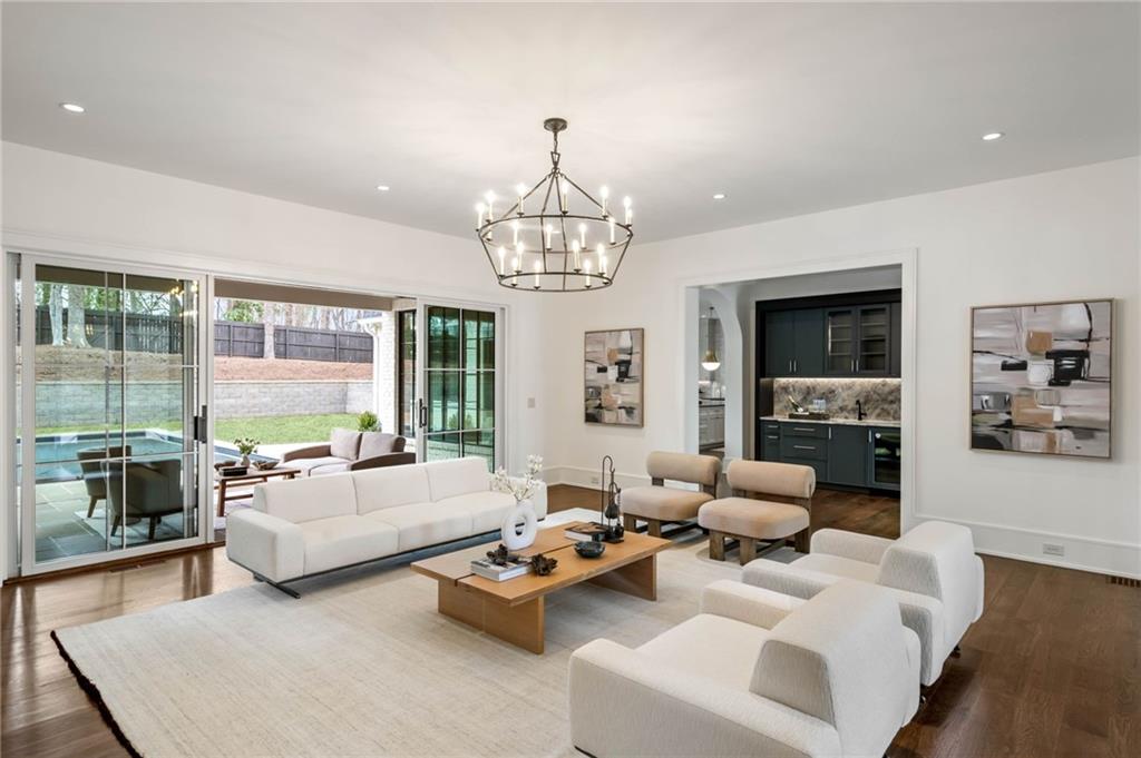 4580 Peachtree Dunwoody Road NE