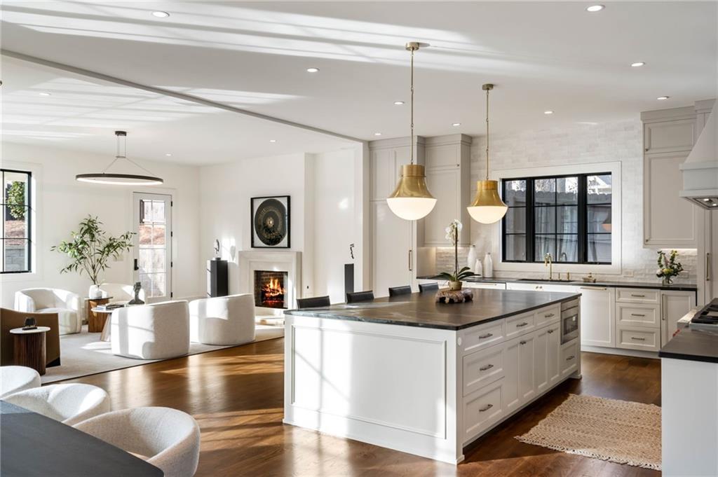 4580 Peachtree Dunwoody Road NE