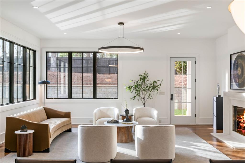 4580 Peachtree Dunwoody Road NE