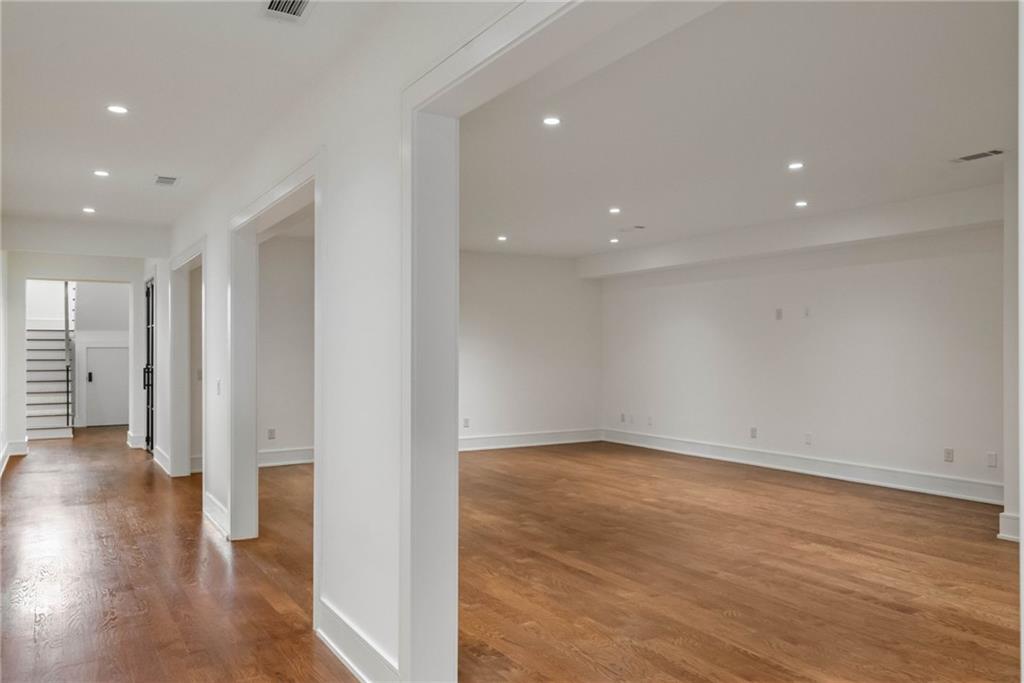 4580 Peachtree Dunwoody Road NE