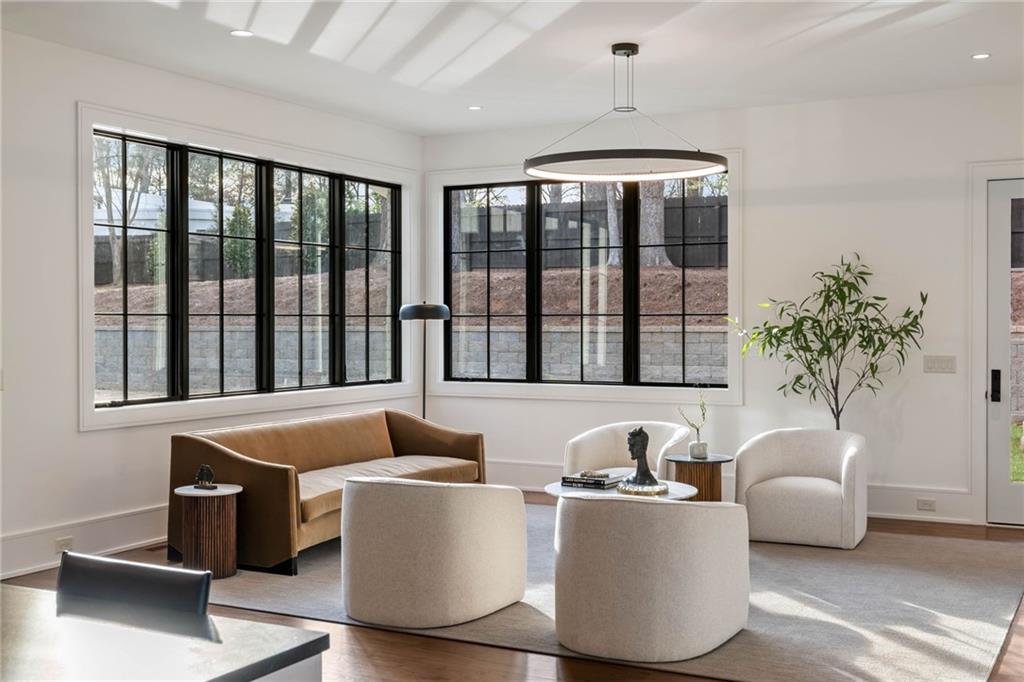 4580 Peachtree Dunwoody Road NE