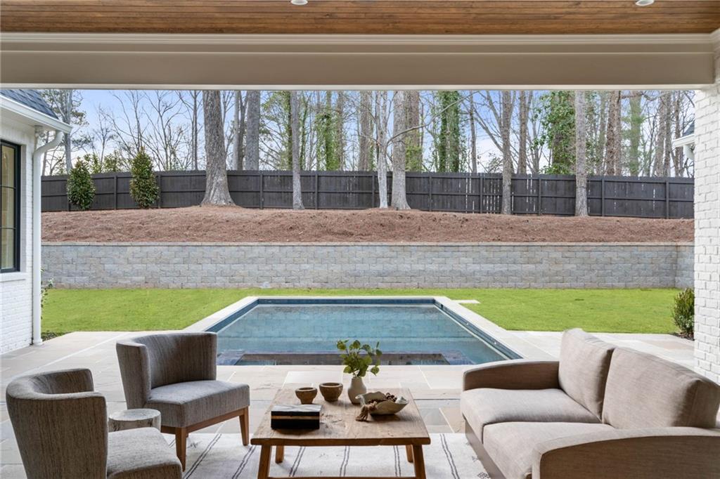 4580 Peachtree Dunwoody Road NE