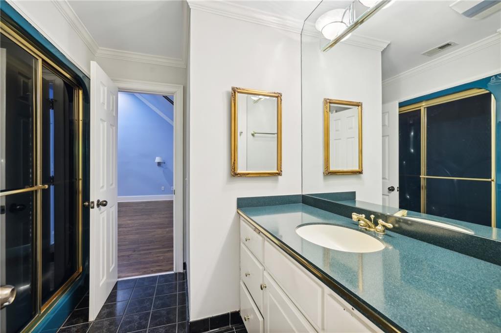 390 Gunston Hall Circle