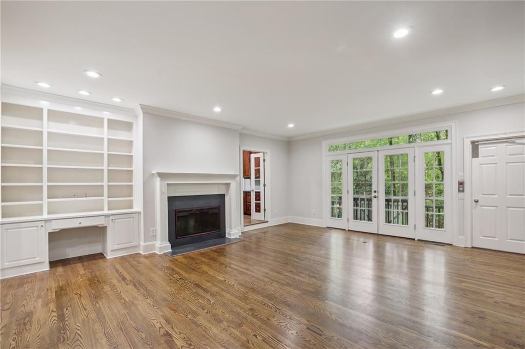 390 Gunston Hall Circle